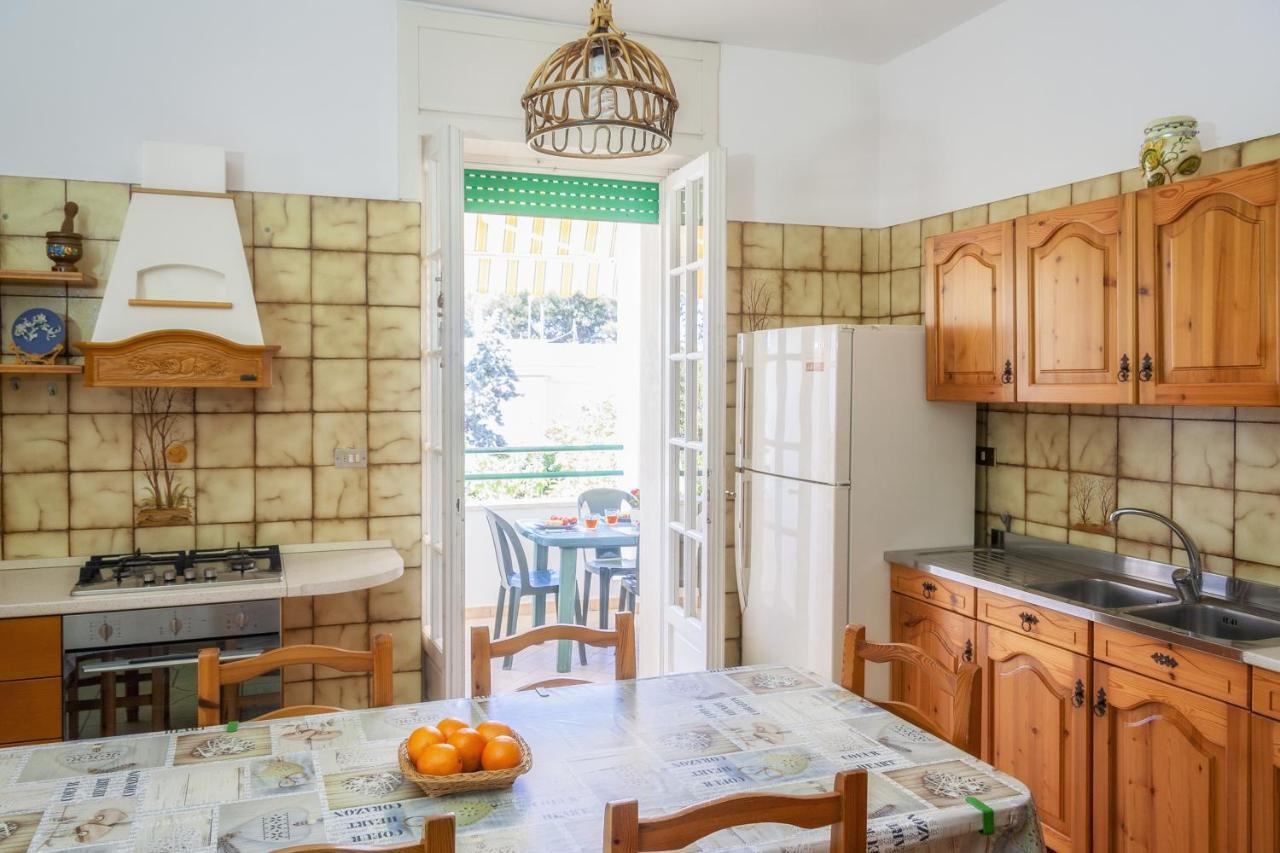 Villetta Lungomare Gallipoli - Family House مارينا دي مانكافيسا المظهر الخارجي الصورة